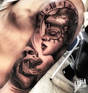 tatuaje_brazo_guerrera_reloj_calavera_lobo_logia_barcelona_diego_almeida 